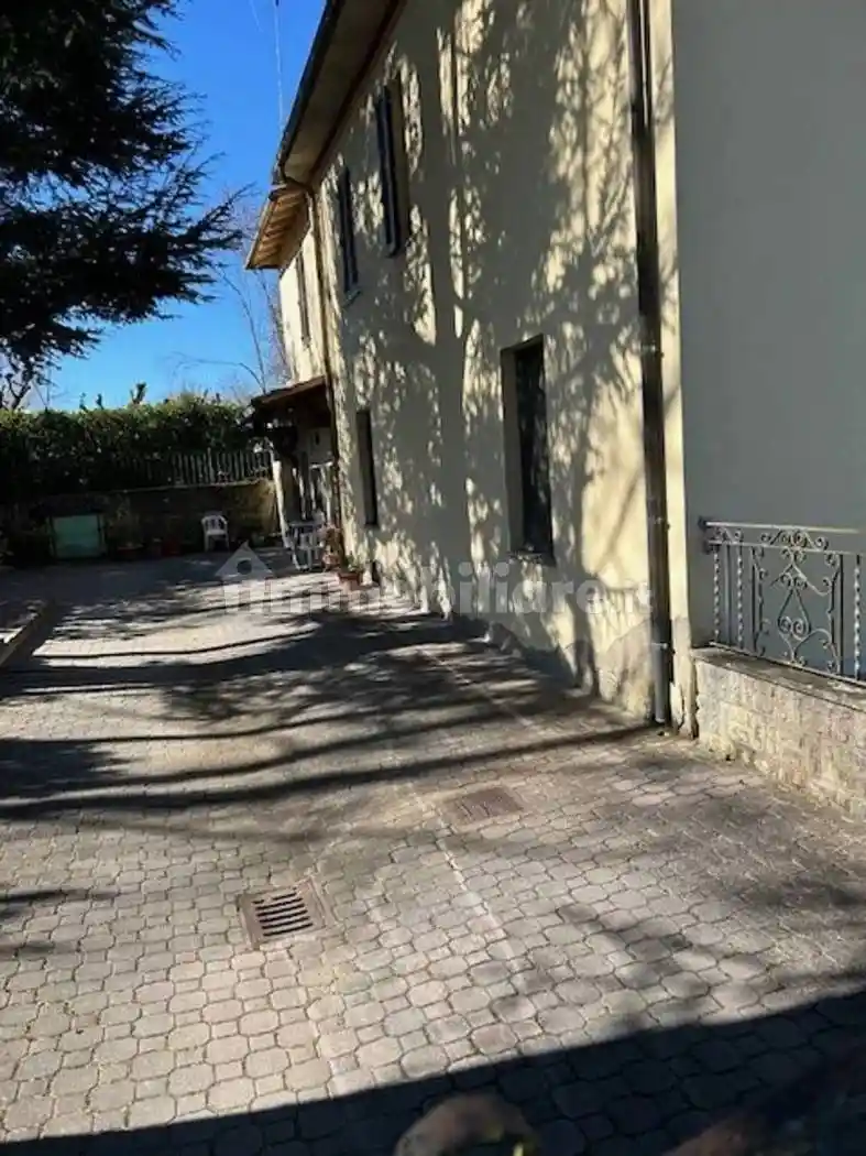 Villa in vendita a Arezzo