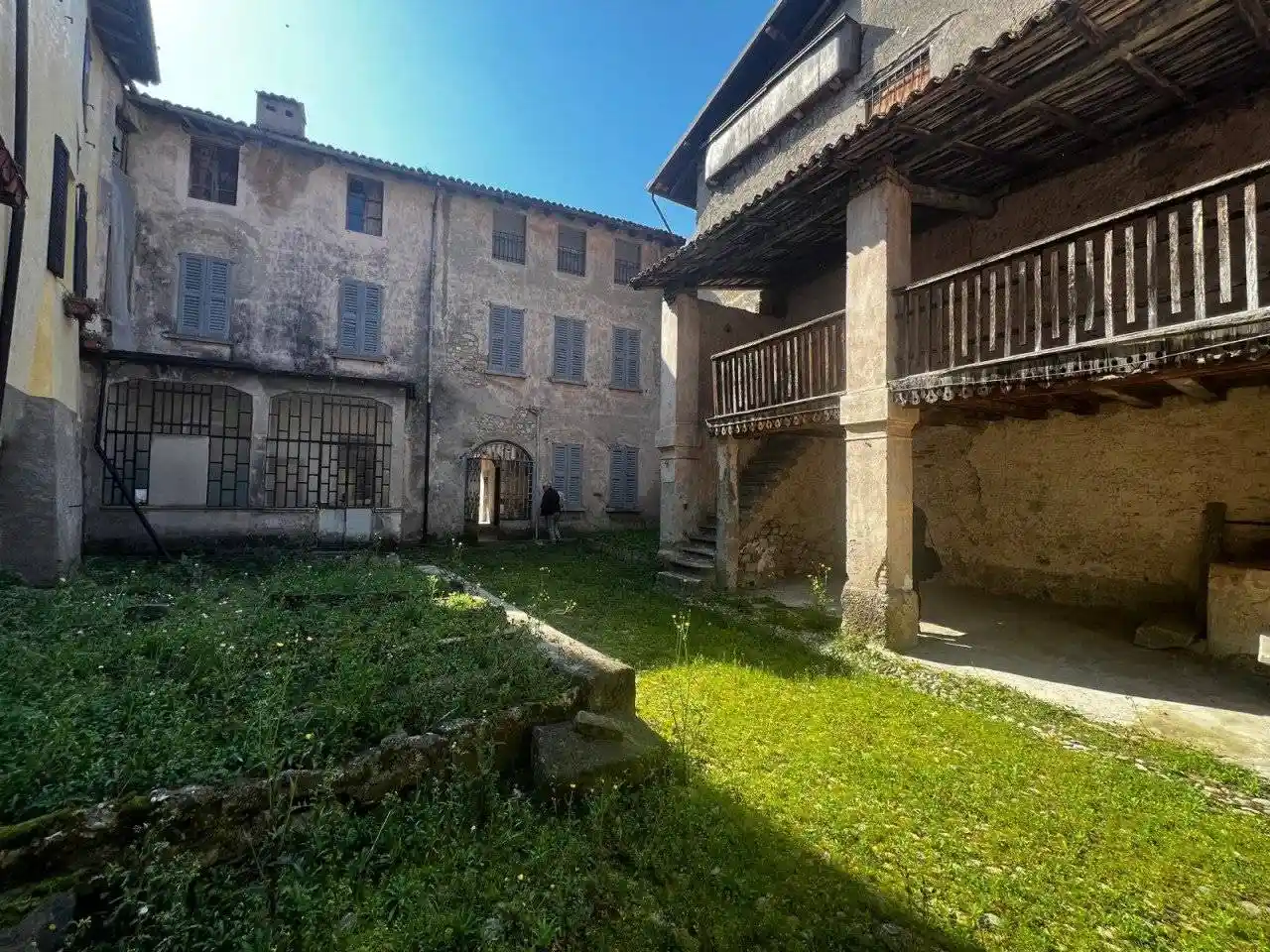 Palazzo - Edificio in vendita a Sale Marasino