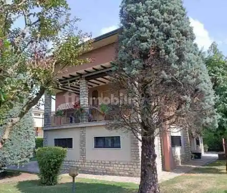 Villa in vendita a Palosco