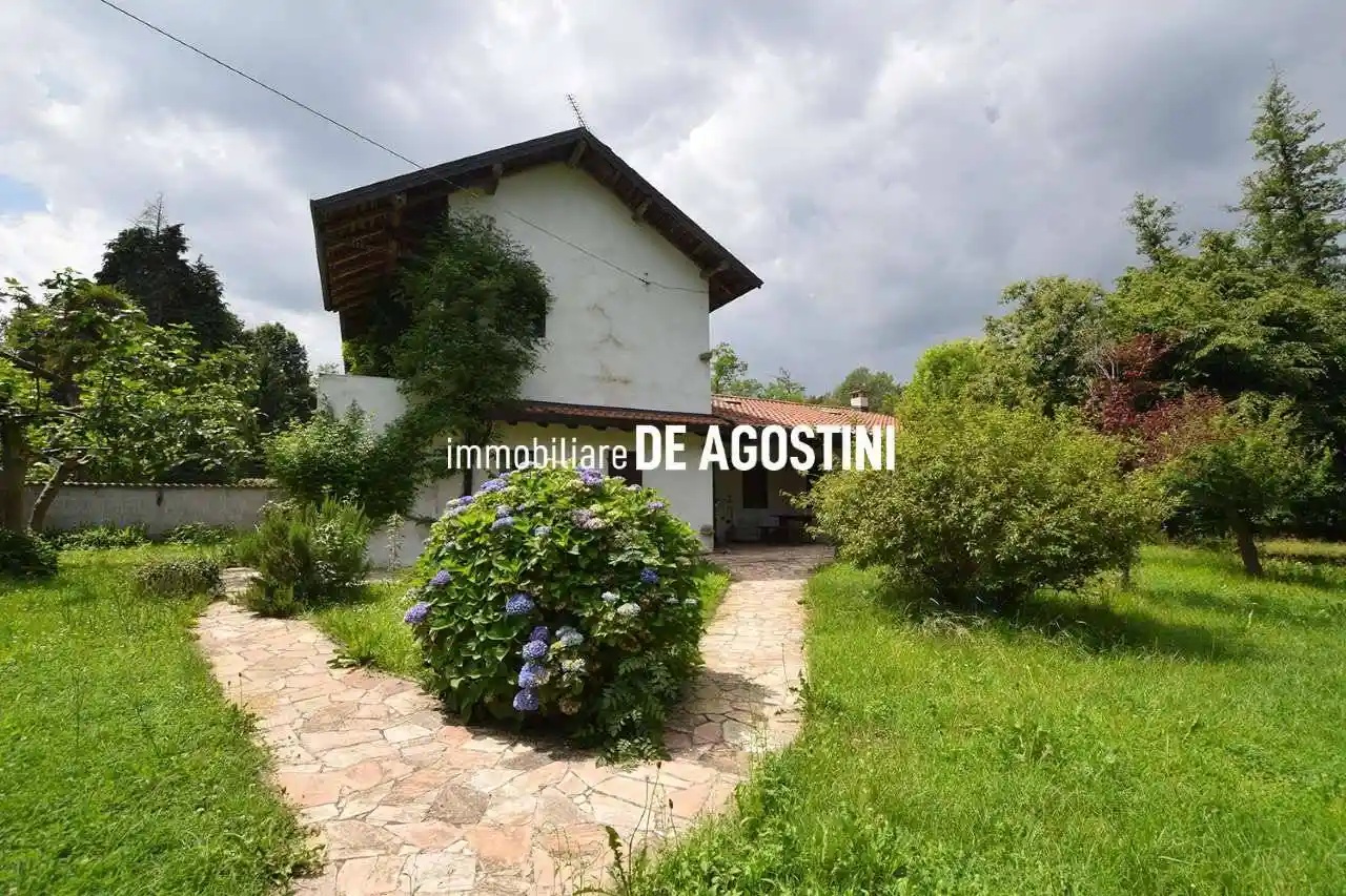 Rustico - Casale in vendita a Agrate Conturbia