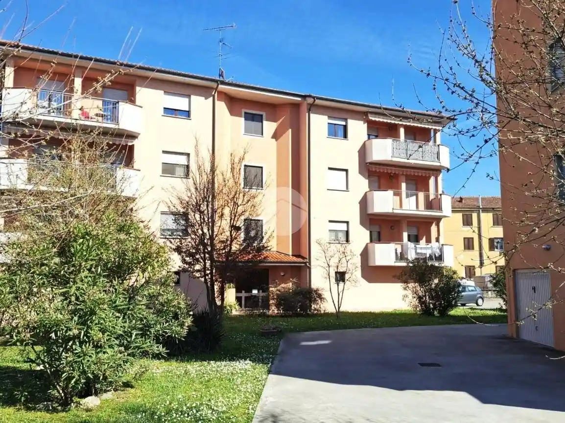 Appartamento in vendita a Voghera