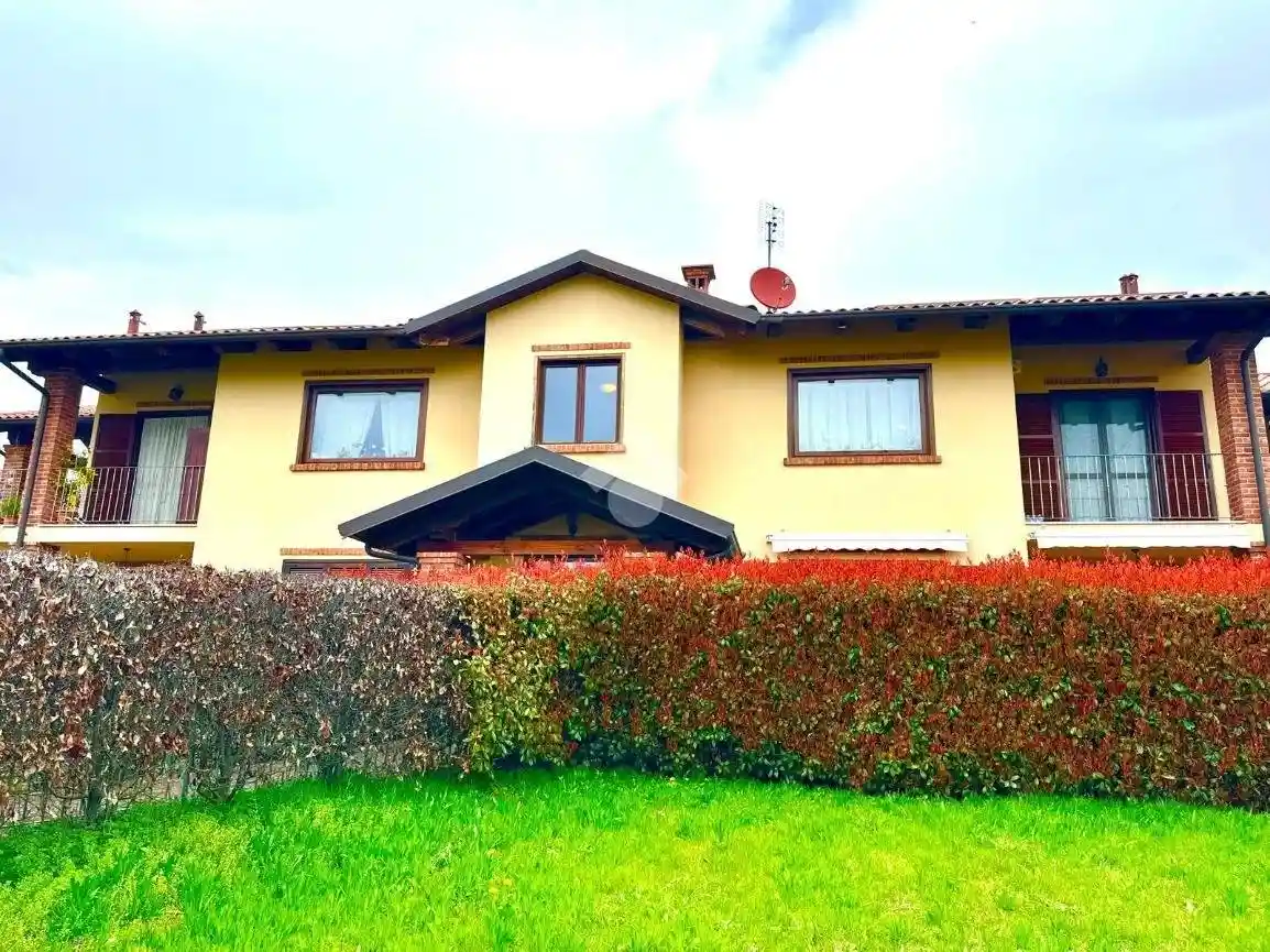 Appartamento in vendita a Robassomero