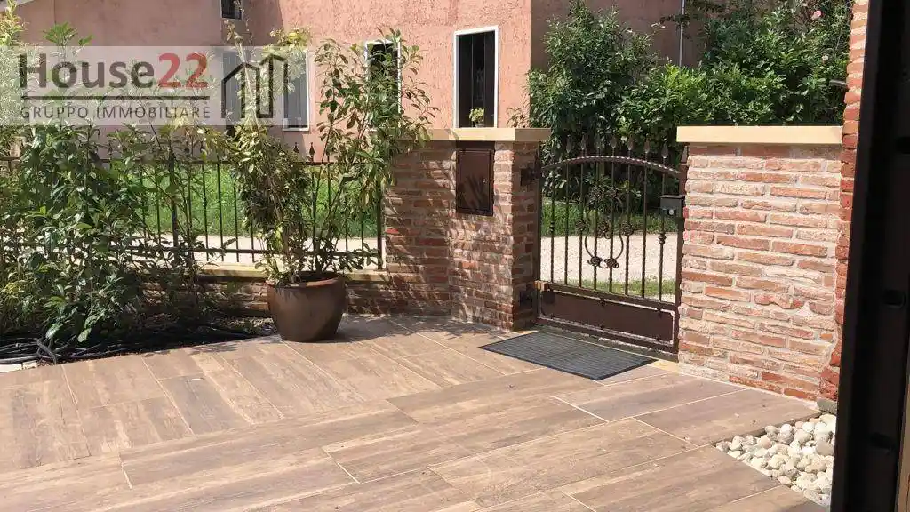 Rustico - Casale in vendita a Vicenza