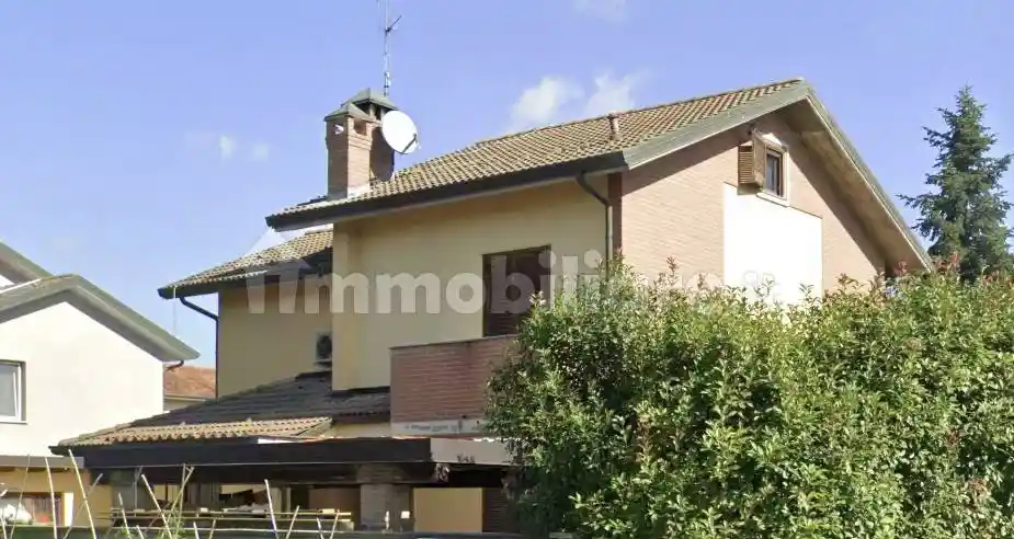 Villa in vendita a Caselle Lurani