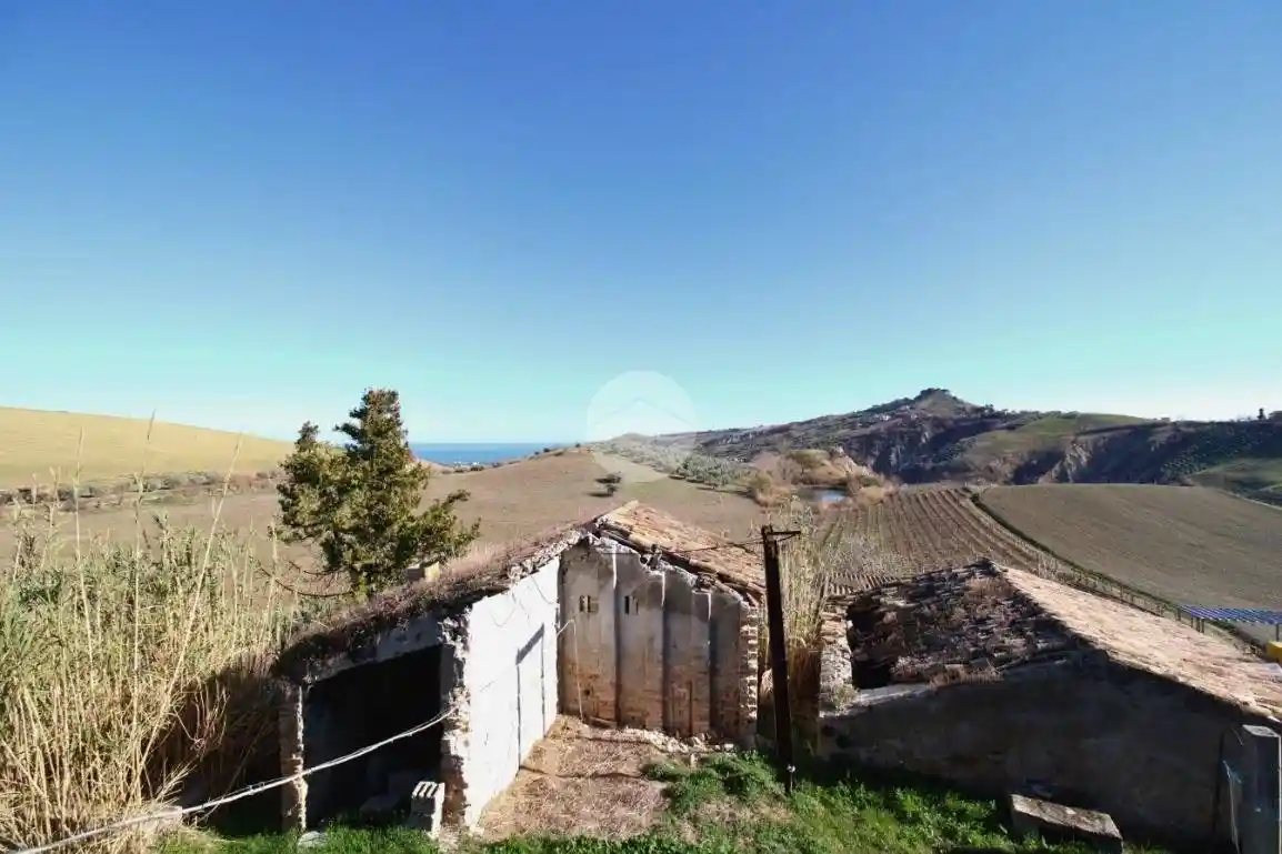 Rustico - Casale in vendita a Pineto