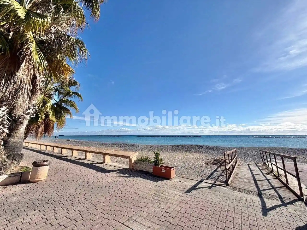 Appartamento in vendita a San Bartolomeo al Mare