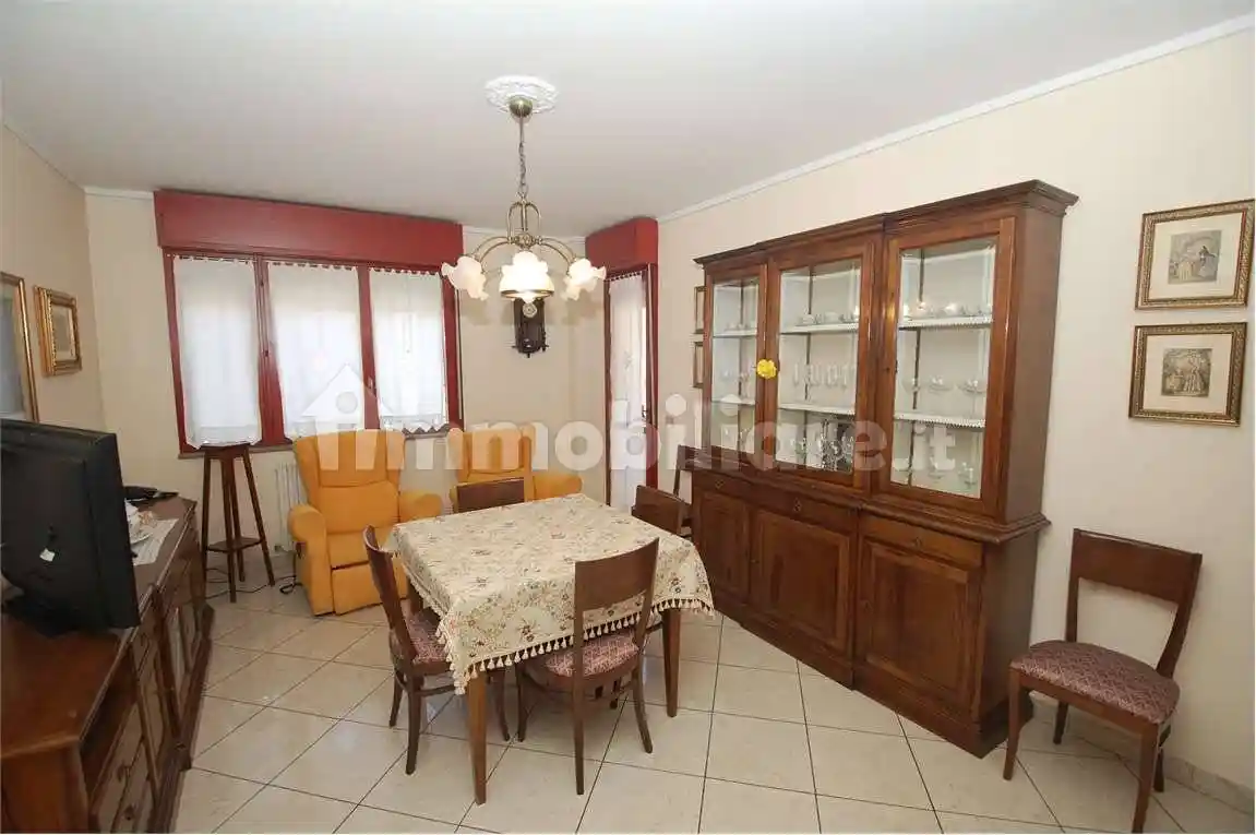 Appartamento in vendita a Modena