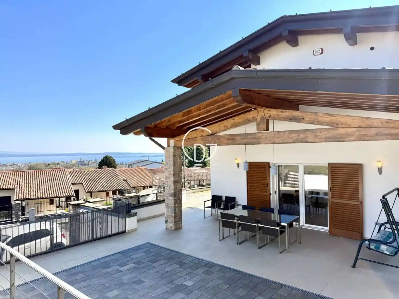 Villa in vendita a Soiano del Lago