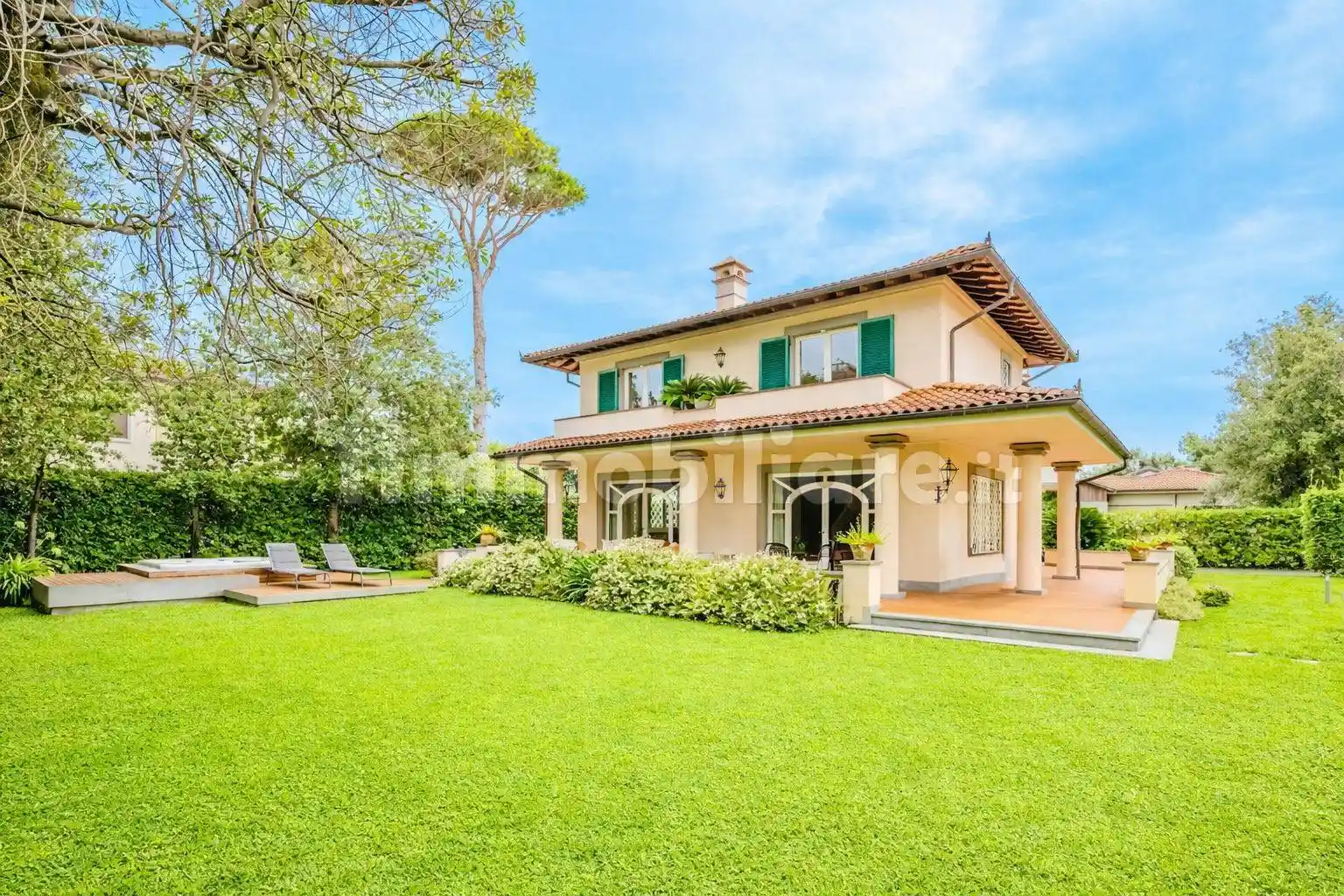 Villa in vendita a Forte dei Marmi