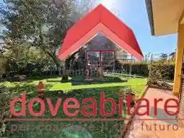 Villa in vendita a Pinerolo