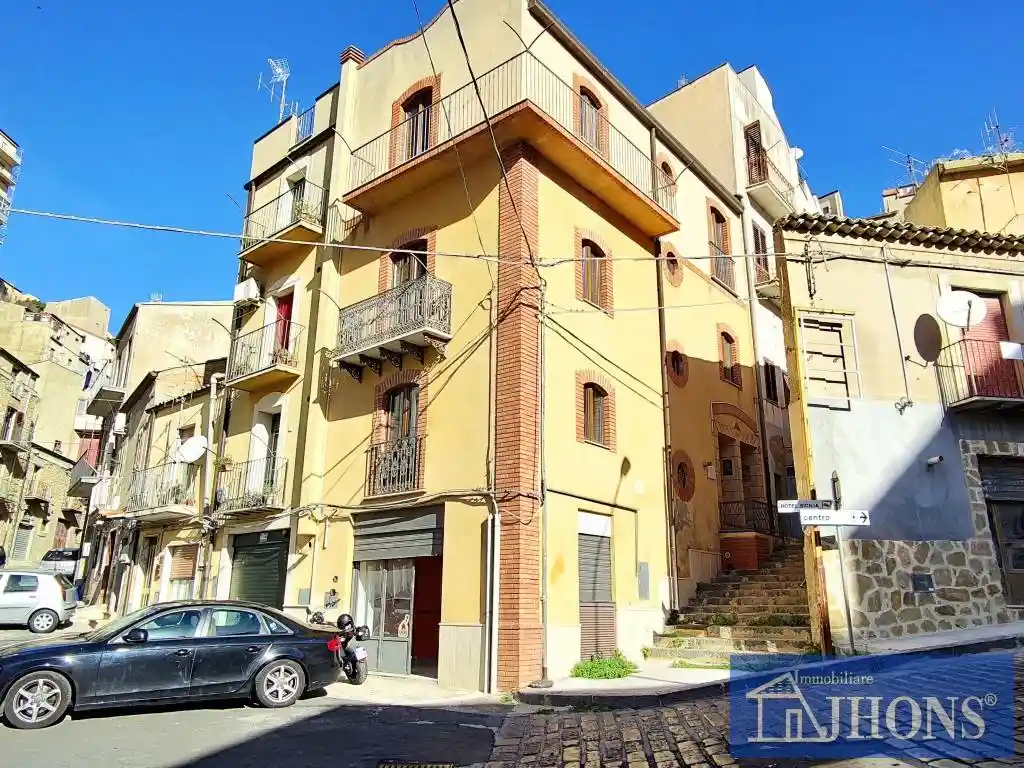 Casa indipendente in vendita a Enna