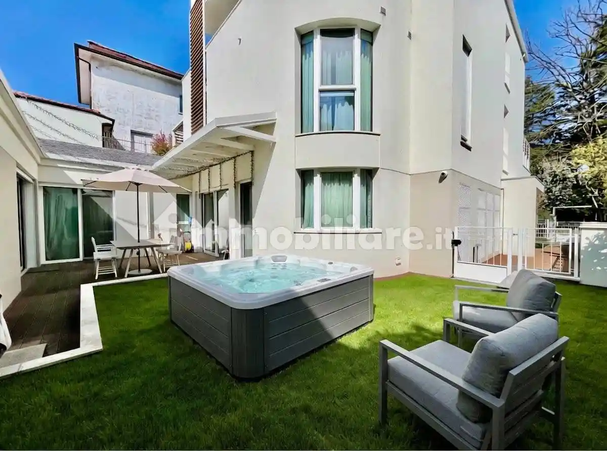 Appartamento in vendita a Riccione