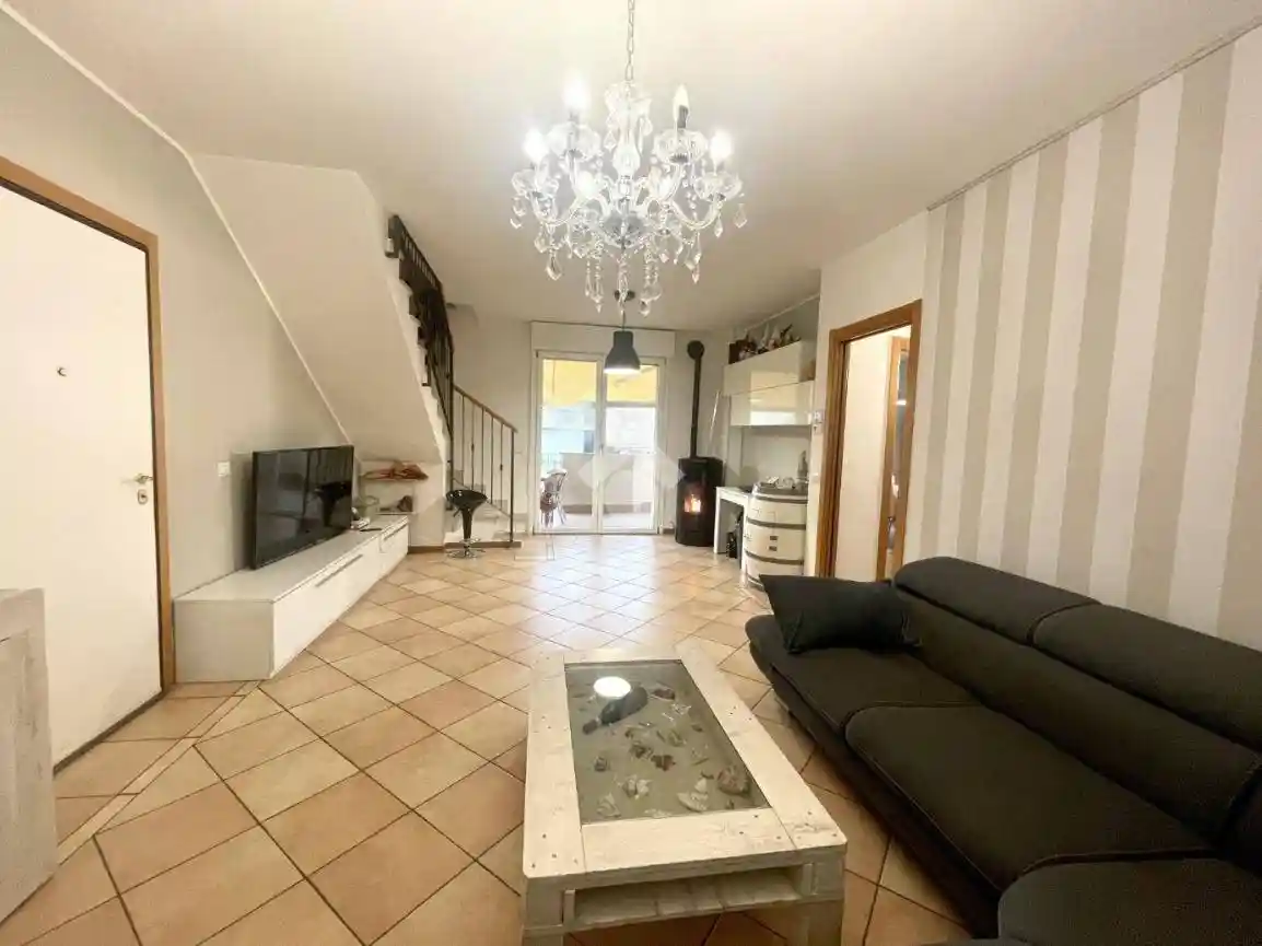 Appartamento in vendita a Vallefoglia