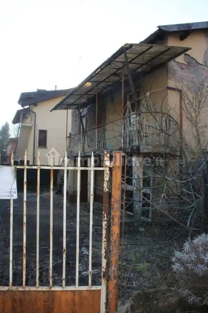 Palazzo - Edificio in vendita a Ponteranica