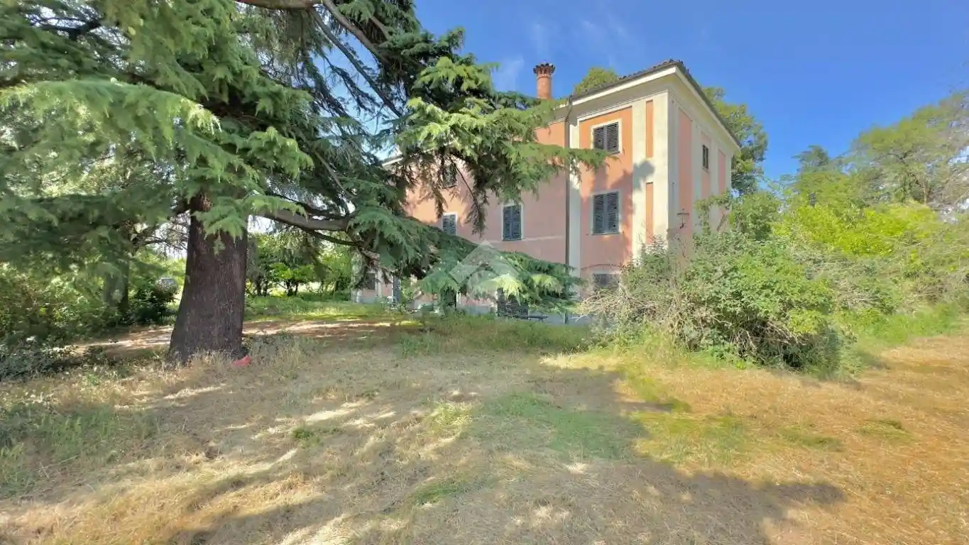 Villa in vendita a Novi Ligure