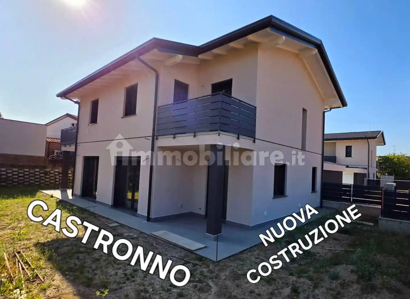 Villa in vendita a Castronno