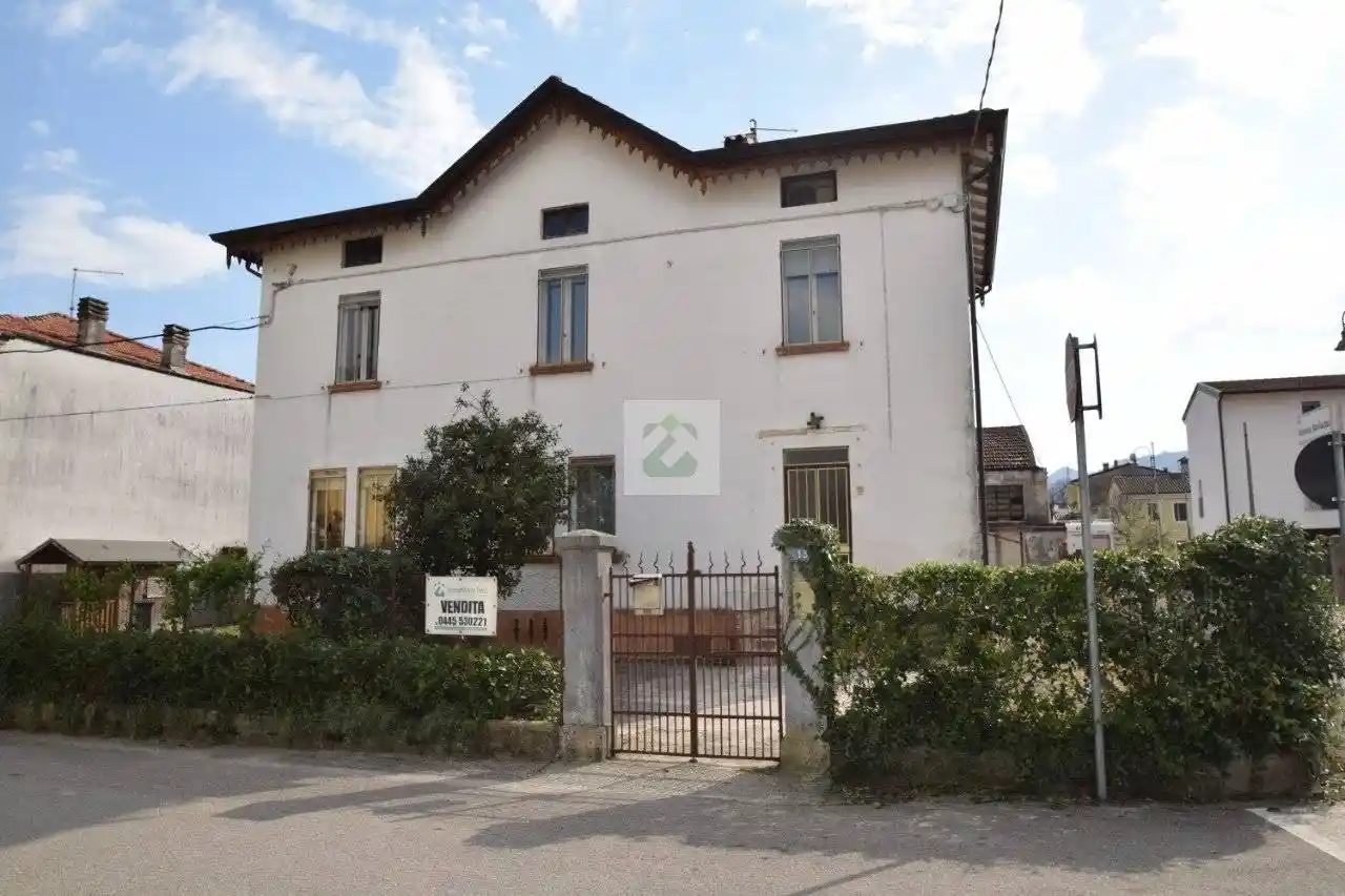 Villa in vendita a Schio