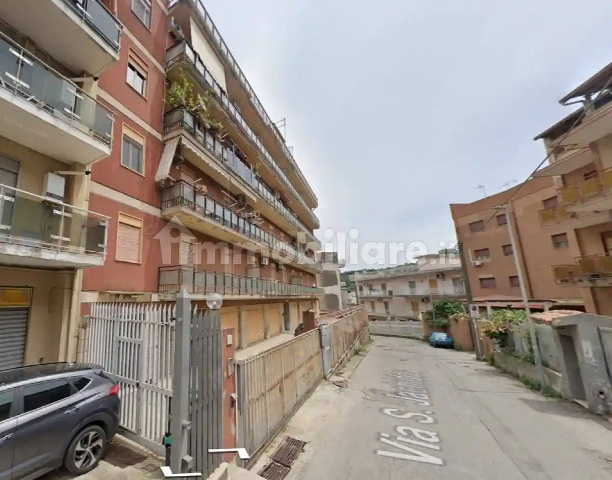 Appartamento in vendita a Messina