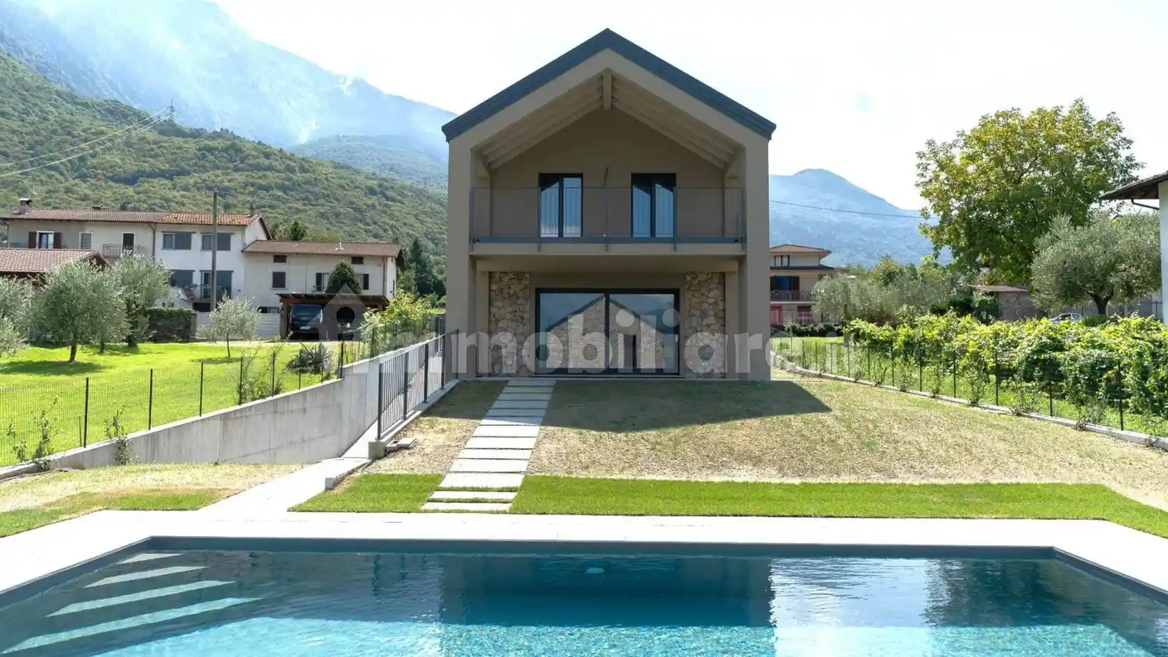 Villa in vendita a Colico