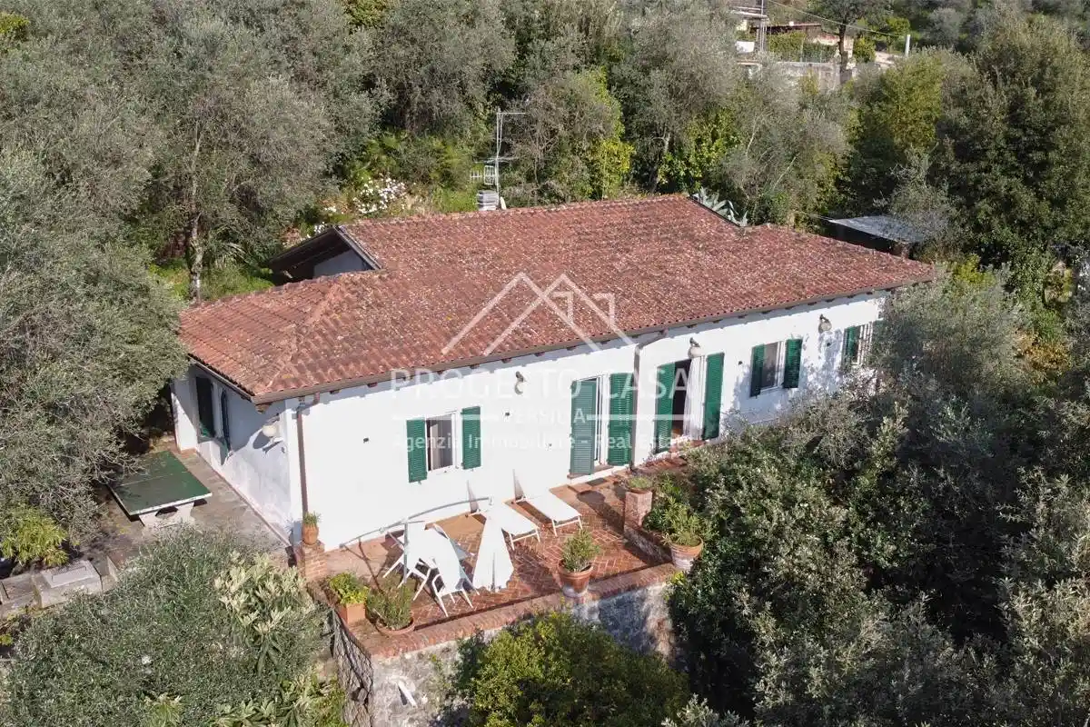 Villa in vendita a Pietrasanta