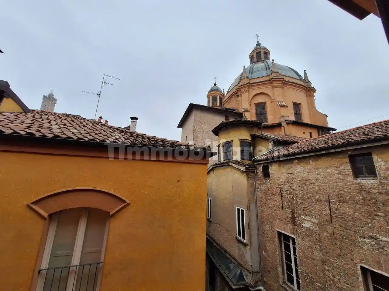 Appartamento in affitto a Bologna