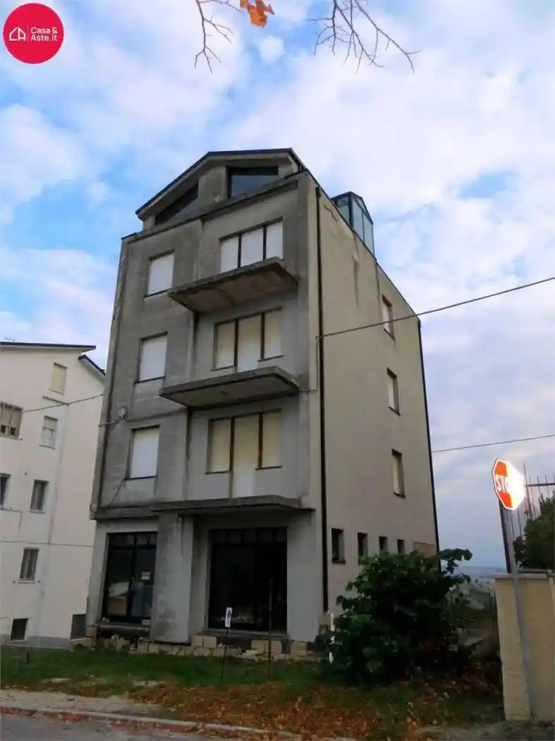 Palazzo - Edificio in vendita a Monte San Giusto