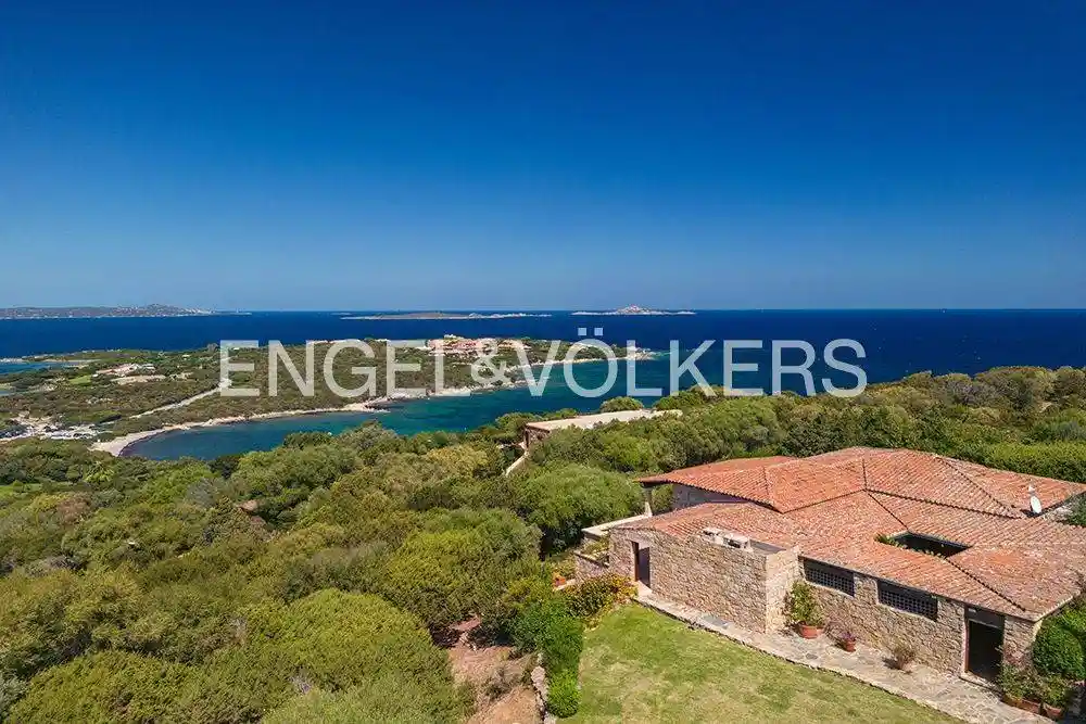 Villa in vendita a Olbia