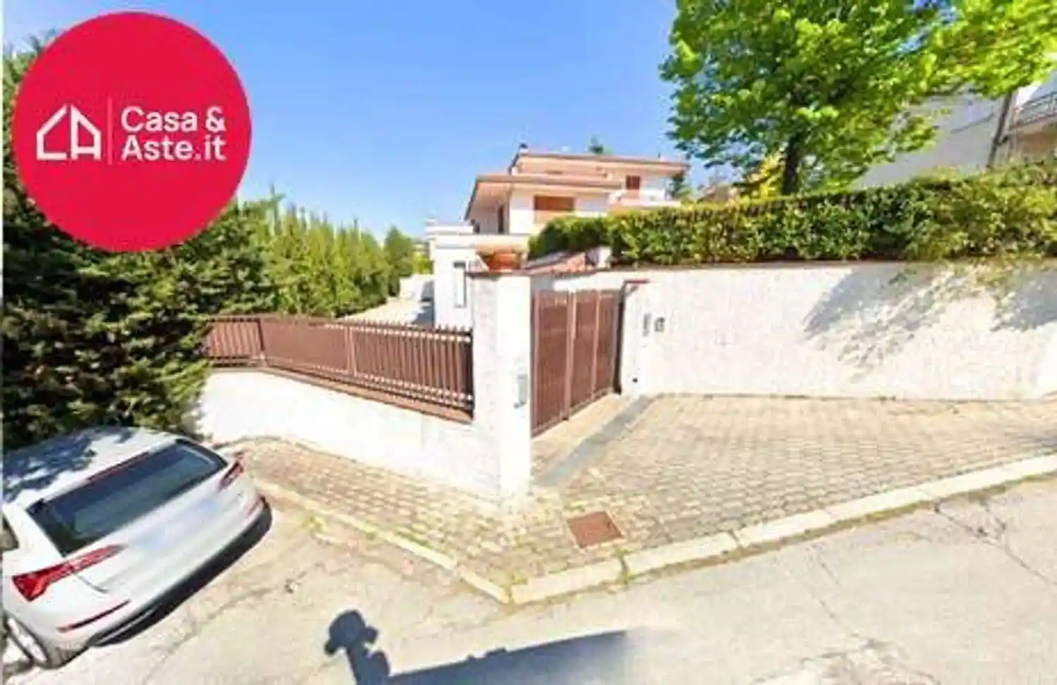 Villa in vendita a Montegranaro