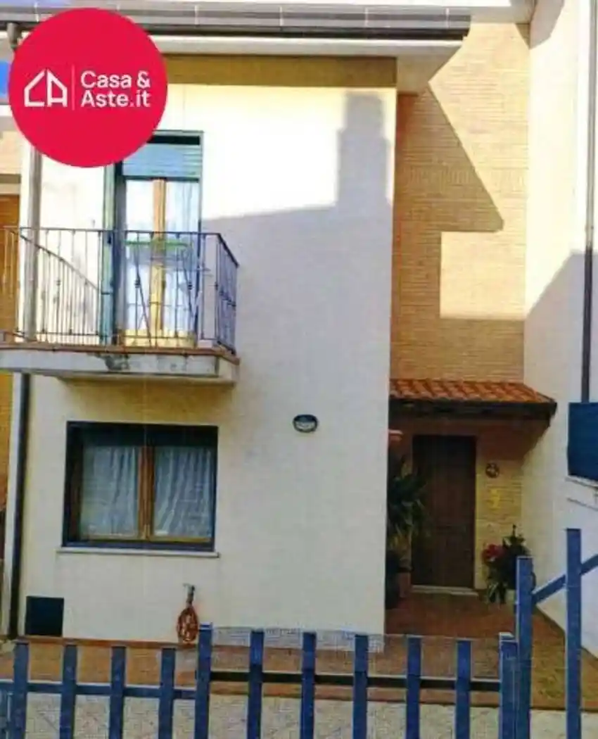 Villa in vendita a Fermo