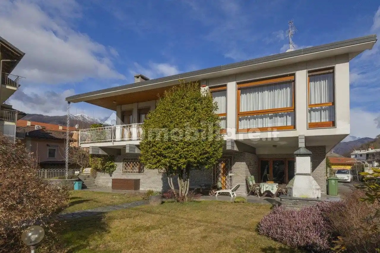 Villa in vendita a Quarona