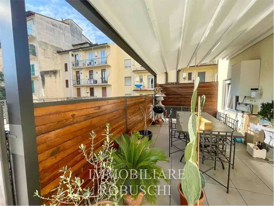 Appartamento in vendita a Firenze