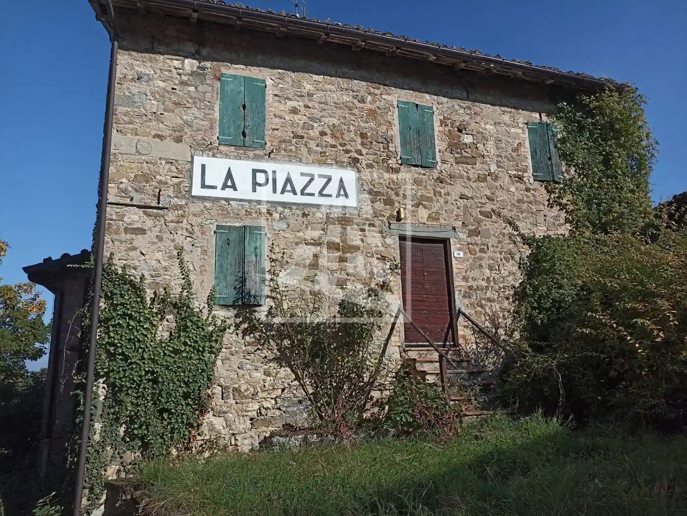 Rustico - Casale in vendita a Canossa