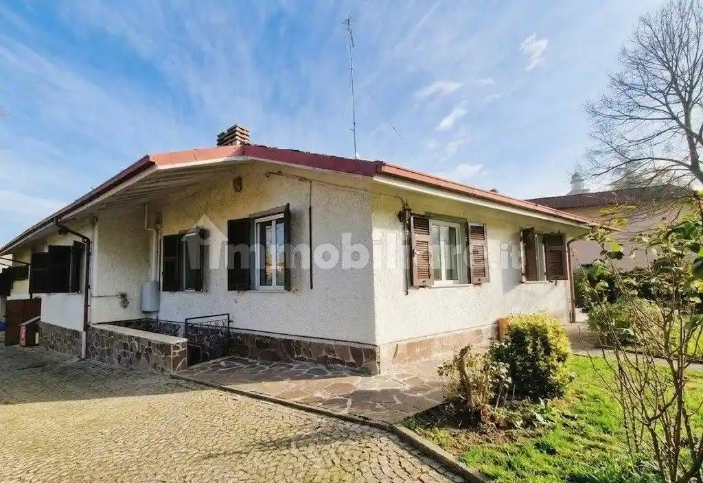 Villa in vendita a Gavi