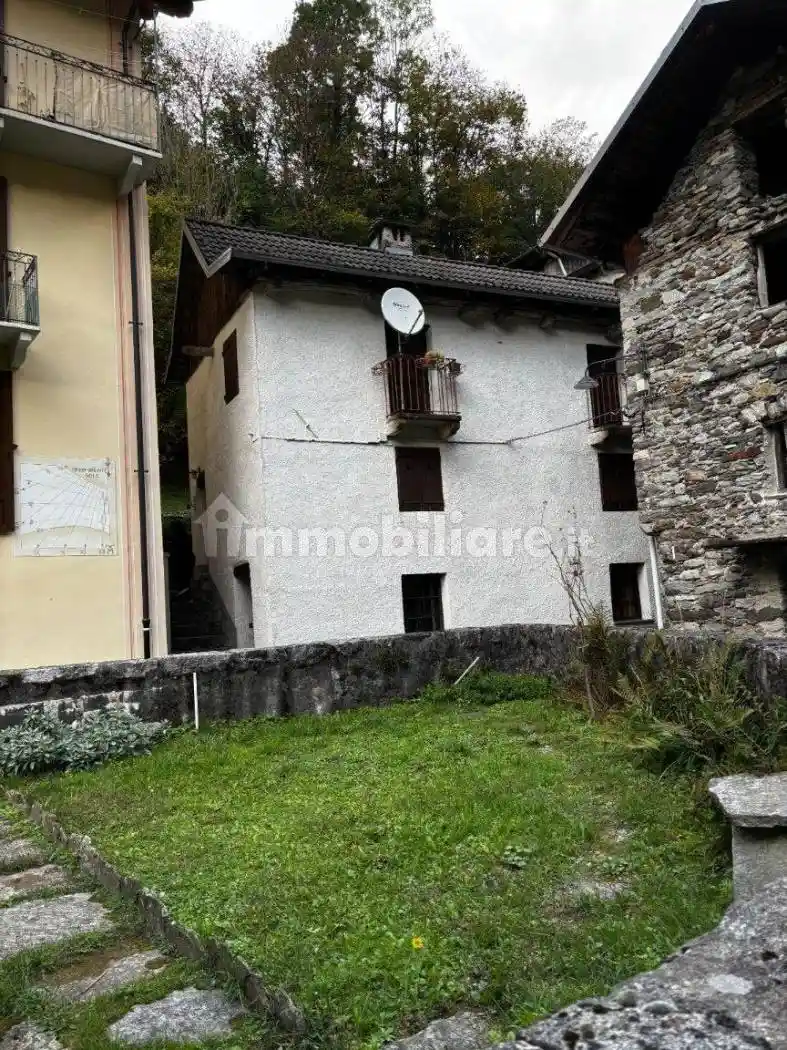 Villa in vendita a Cravagliana