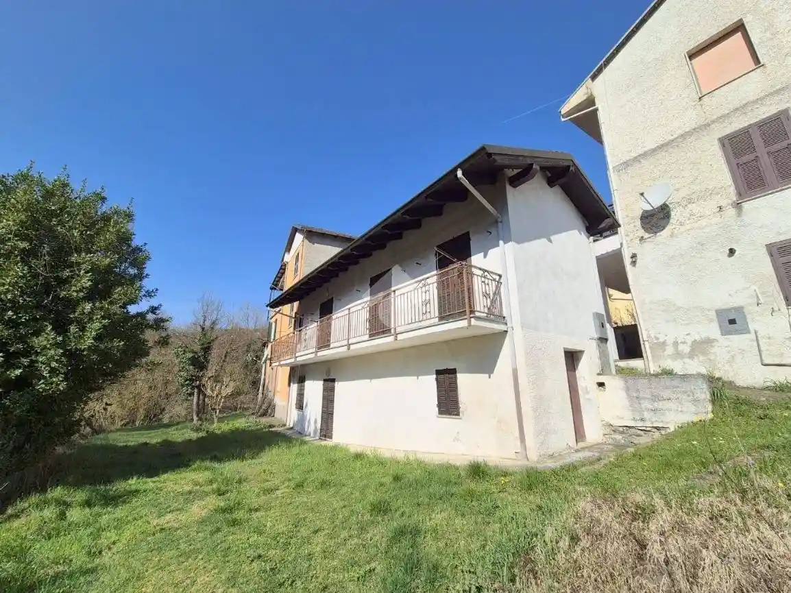 Casa indipendente in vendita a Grognardo