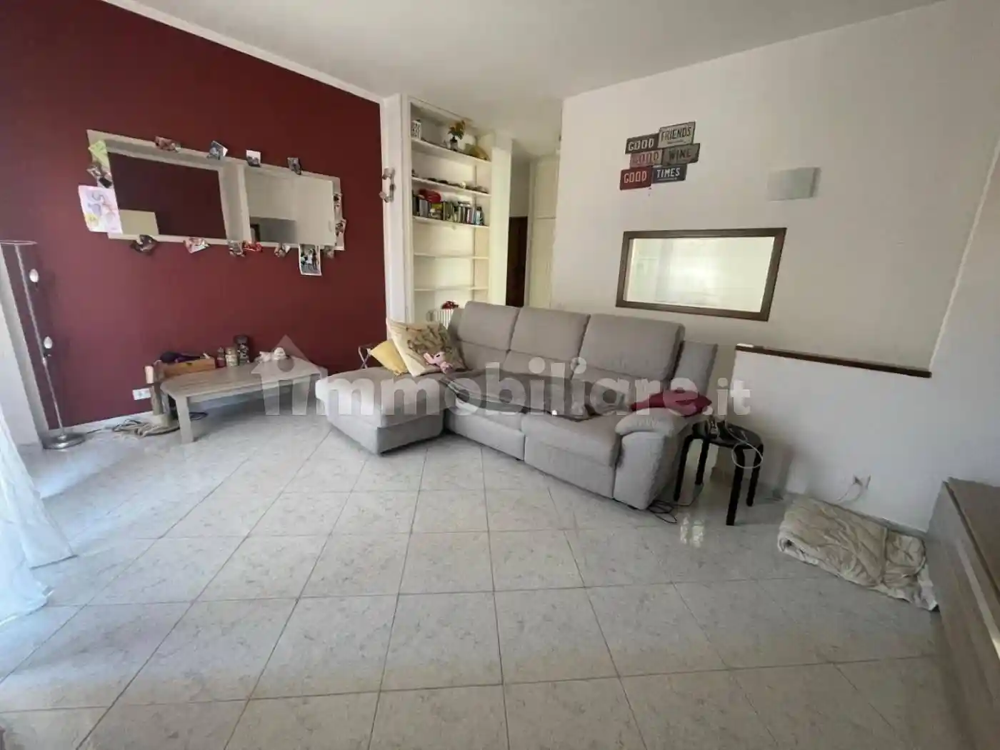 Appartamento in vendita a Luni