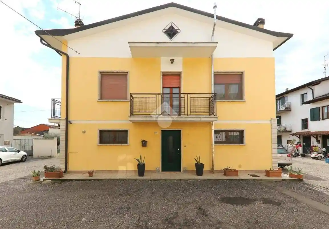 Villetta a schiera in vendita a Roverbella