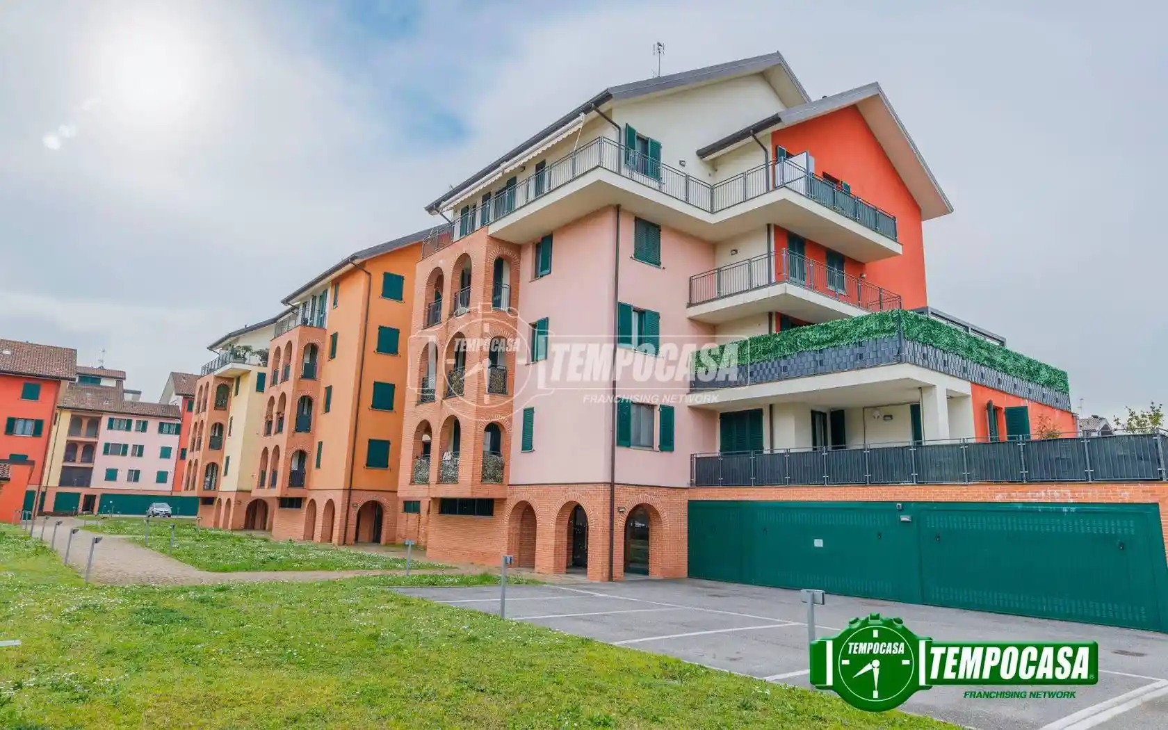 Appartamento in vendita a Lacchiarella