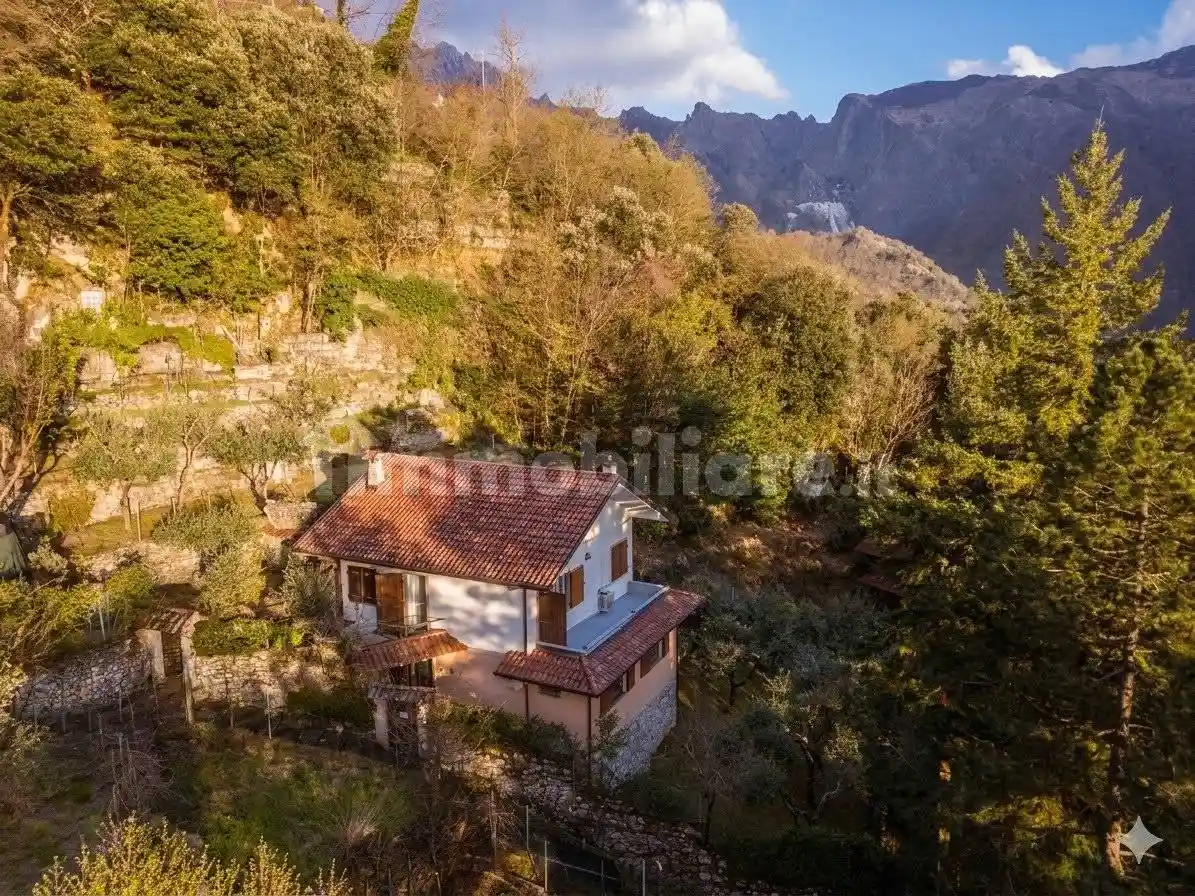 Villa in vendita a Massa