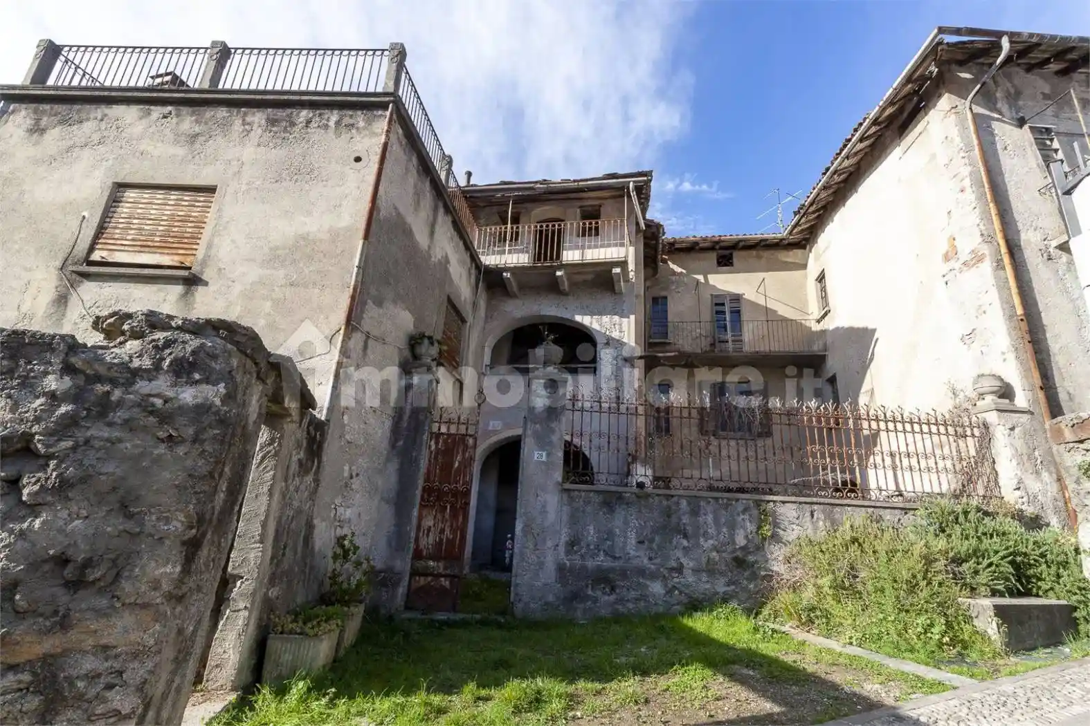 Casa indipendente in vendita a Abbadia Lariana
