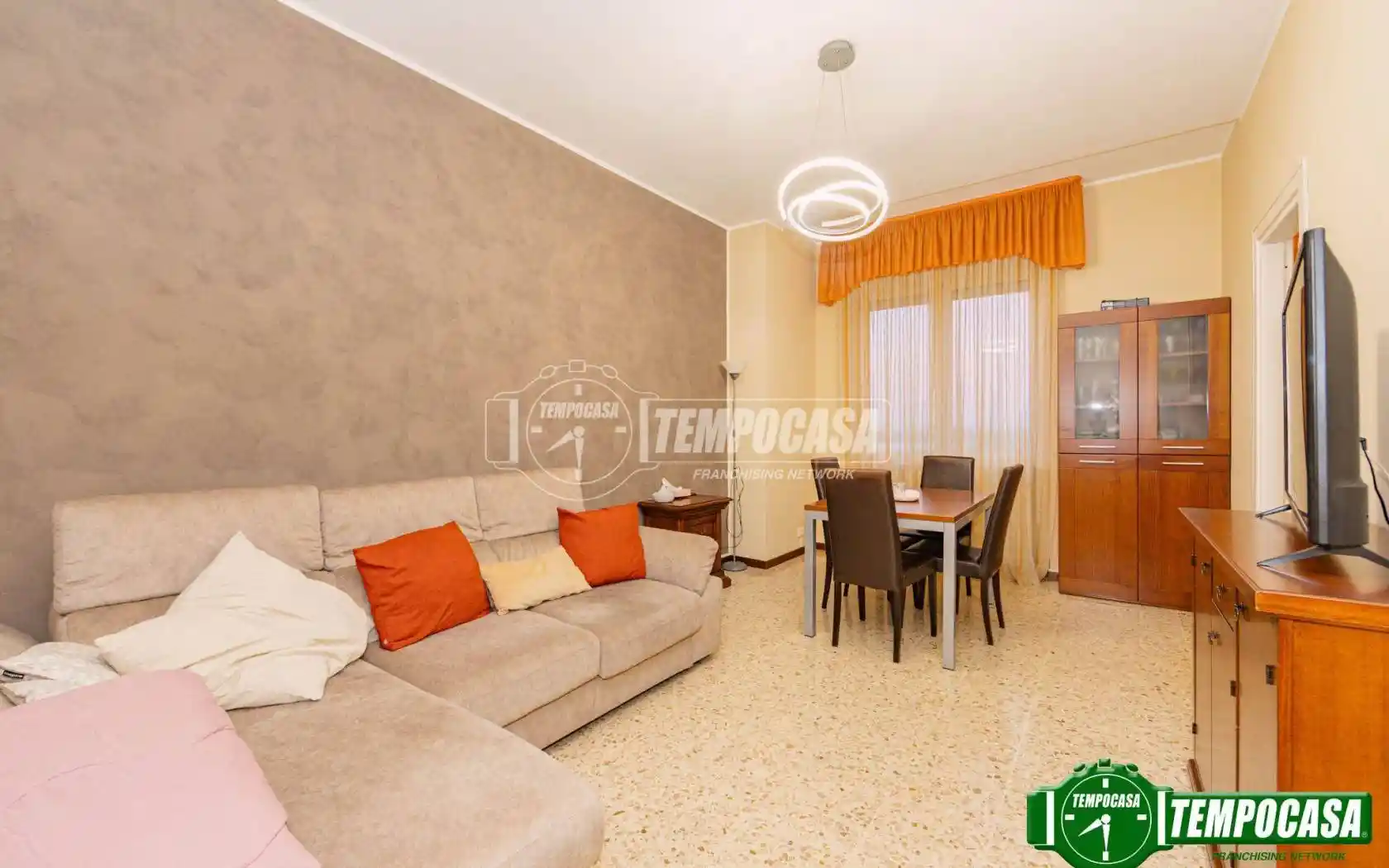 Appartamento in vendita a Voghera