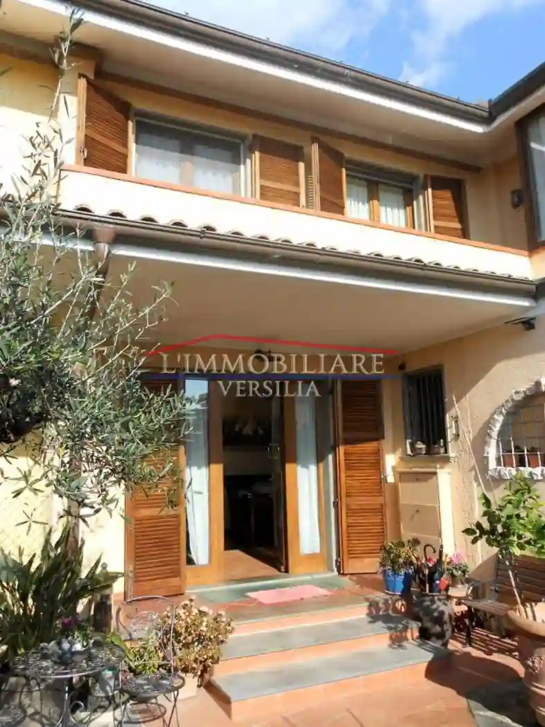 Villetta a schiera - foto 2