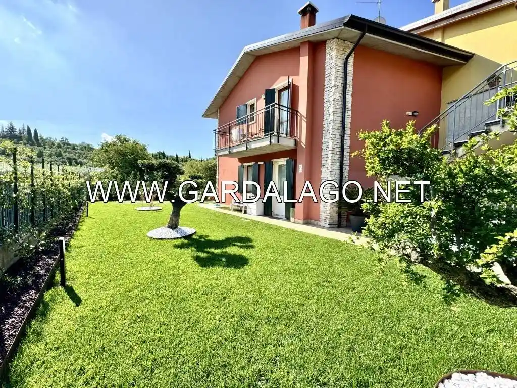 Villetta a schiera in vendita a Caprino Veronese