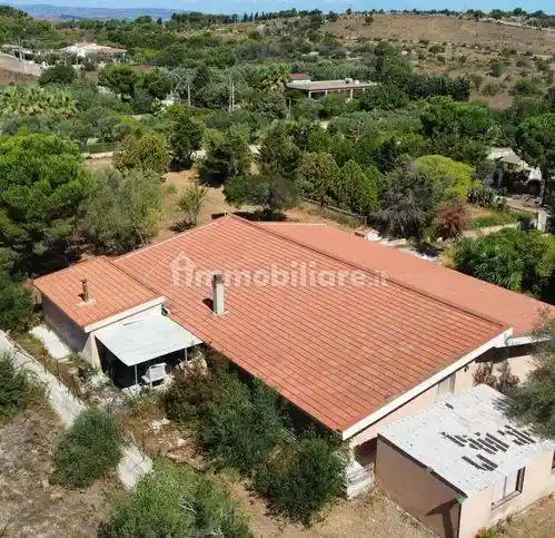 Villa in vendita a Avola