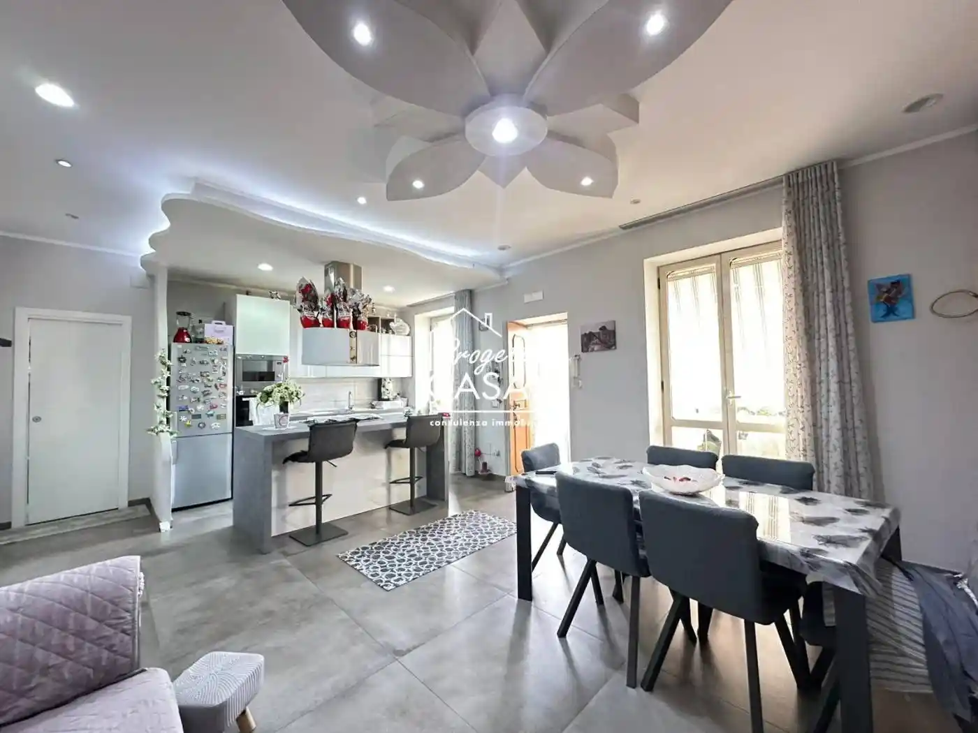 Appartamento in vendita a Napoli