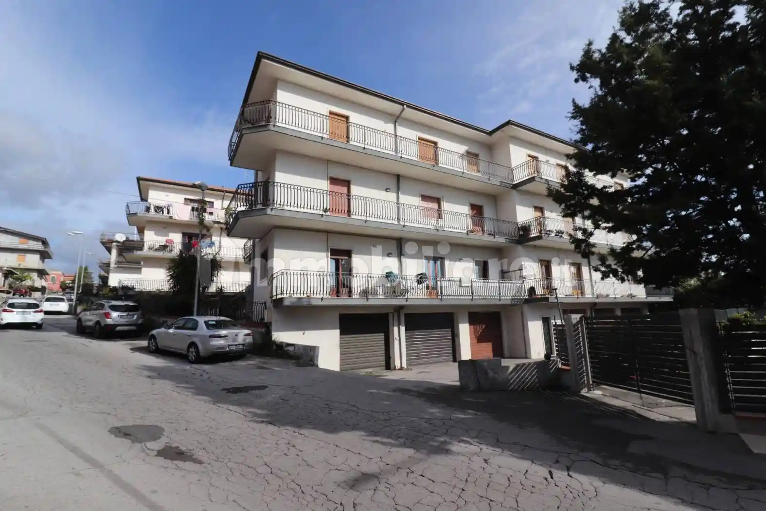 Appartamento in vendita a Zafferana Etnea