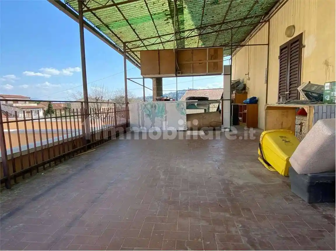 Casa indipendente in vendita a Quarrata