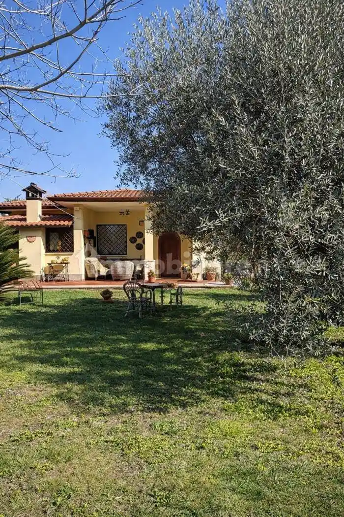 Villa in vendita a Velletri