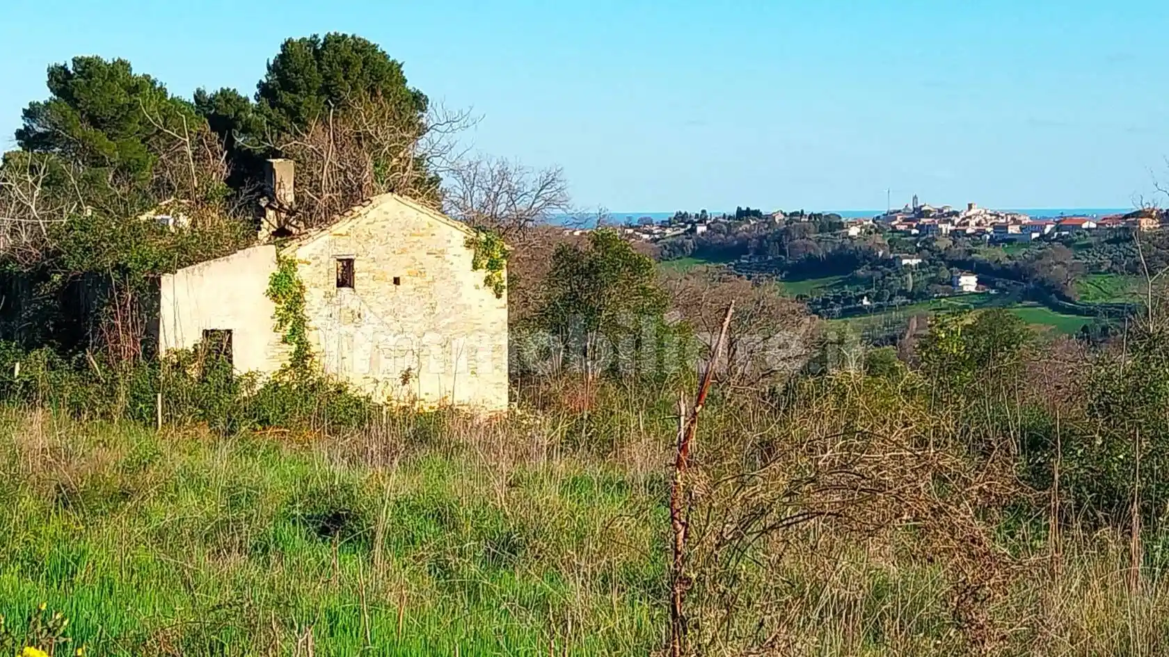 Rustico - Casale in vendita a Civitanova Marche