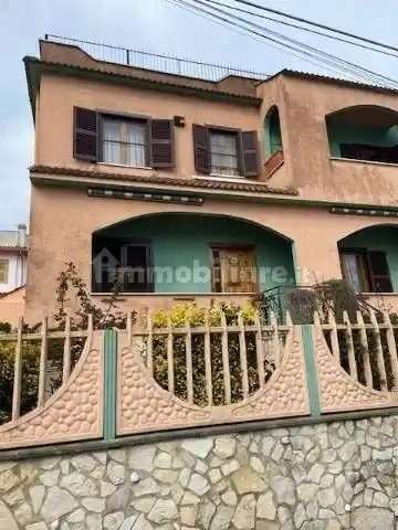 Villa in vendita a Anzio
